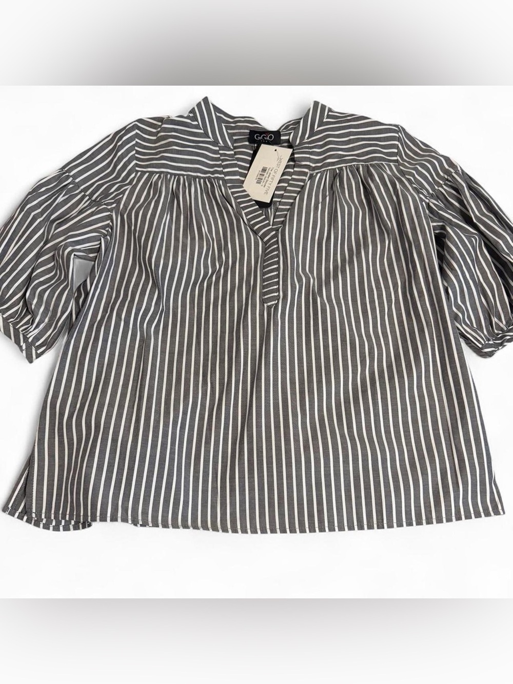 GiGio Gray and White Striped V-Neck Blouse